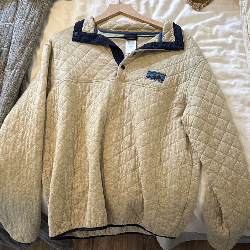 Patagonia Tan and Navy Quilted Sweater